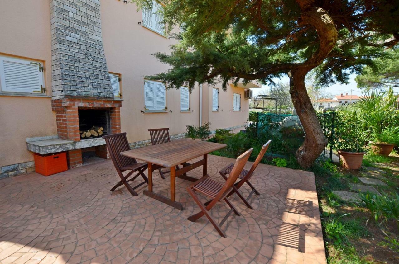 Villa Di Te Nema Pola Esterno foto