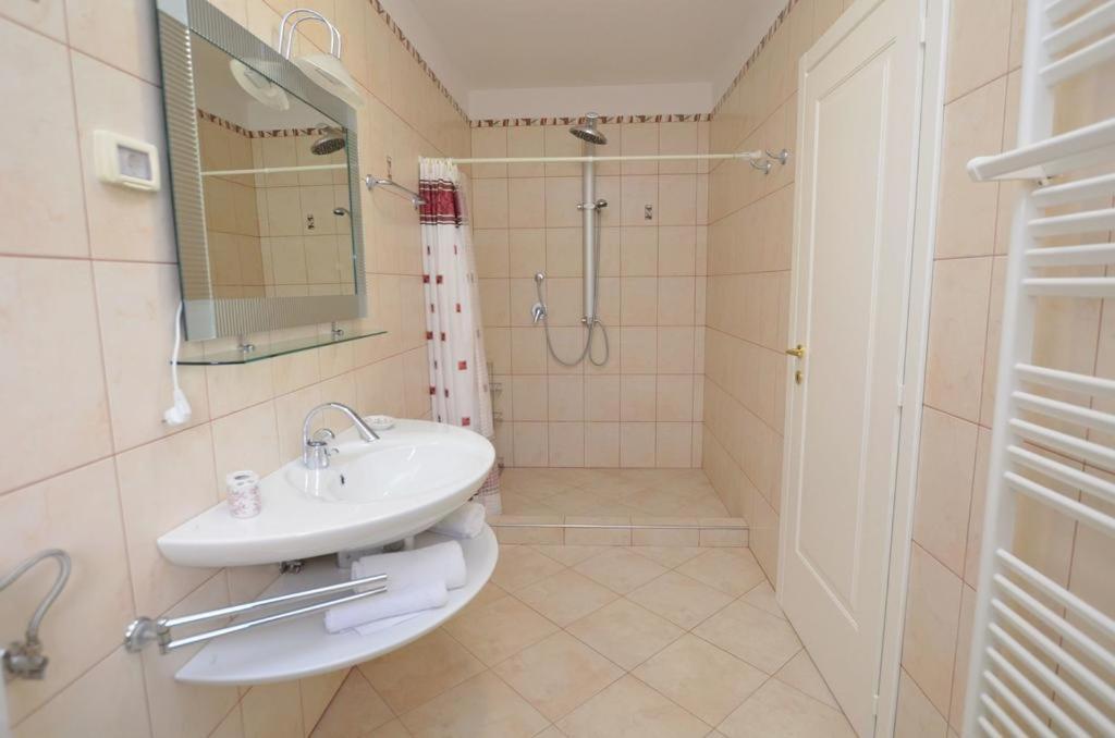 Villa Di Te Nema Pola Esterno foto